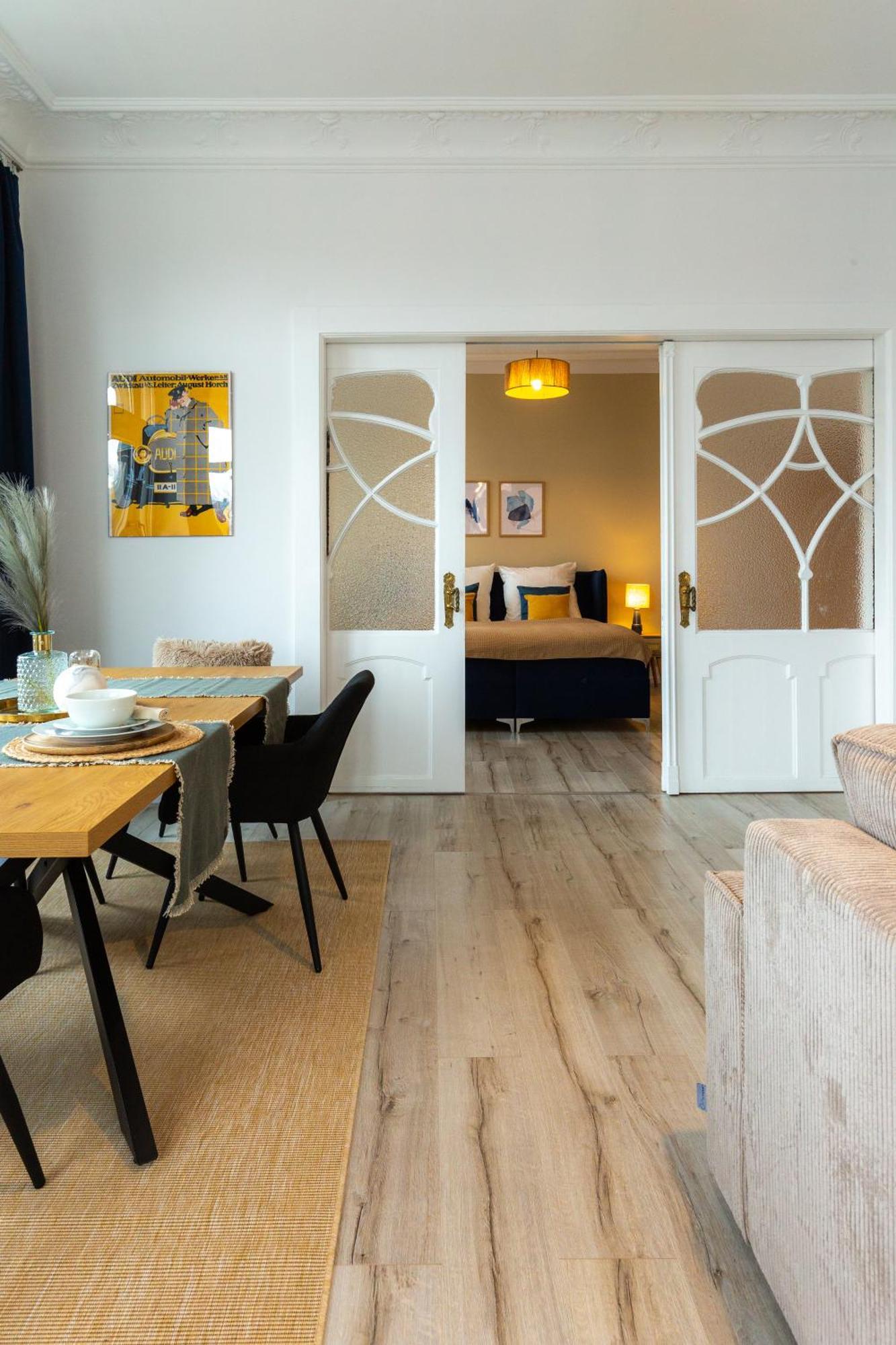 Soulscape Edler Sanierter Altbau-wohnraum Zentrumsnah Gratis Wifi Apartment